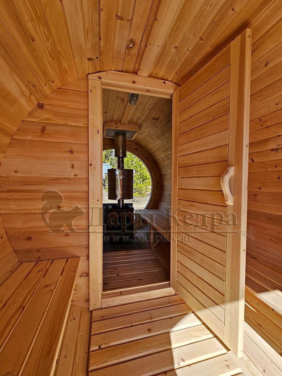 Кедровая баня-бочка «Орео» с панорамным окном